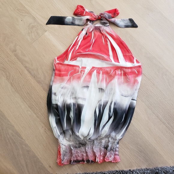 Halter top - Picture 2 of 3